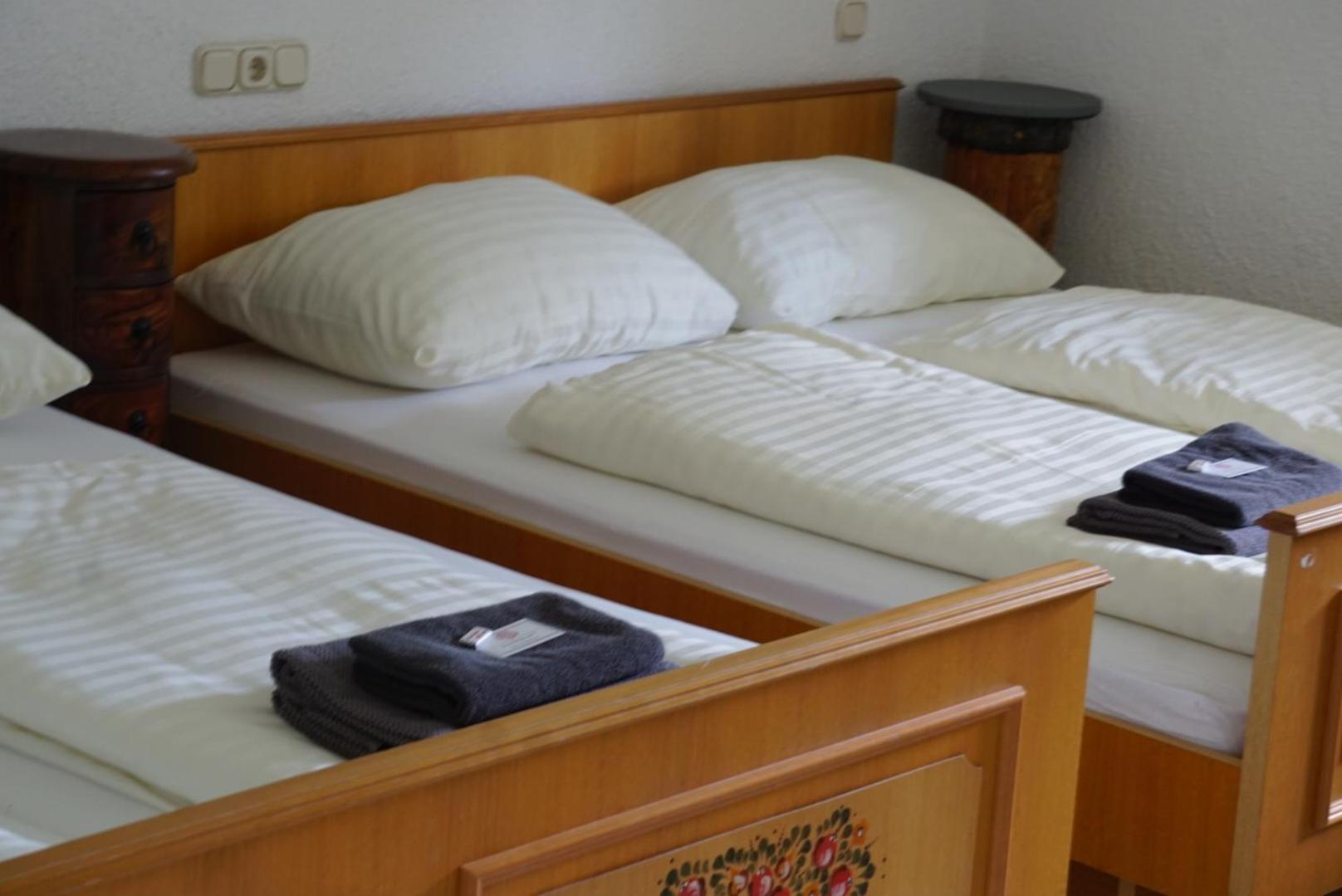 Wildrose Hotel 3*